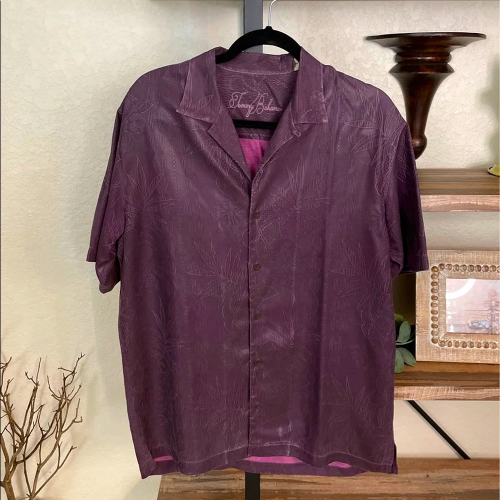 Tommy Bahama 100% Silk Shirt